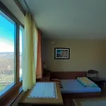 Guest house Mihaela Retreat Gnyazdovo