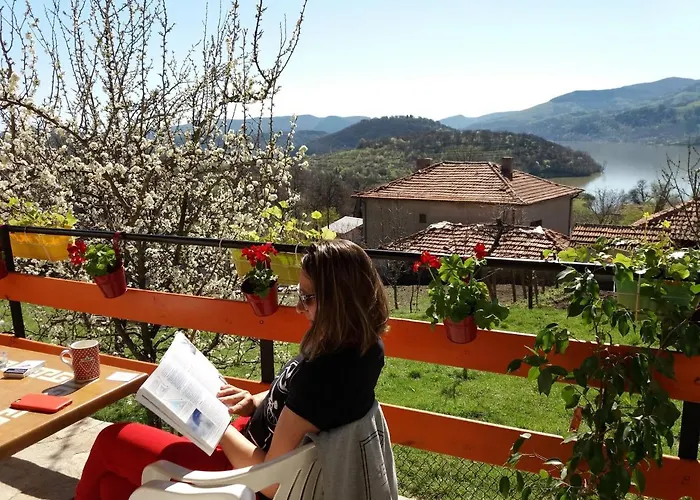 Guest house Mihaela Retreat Gnyazdovo