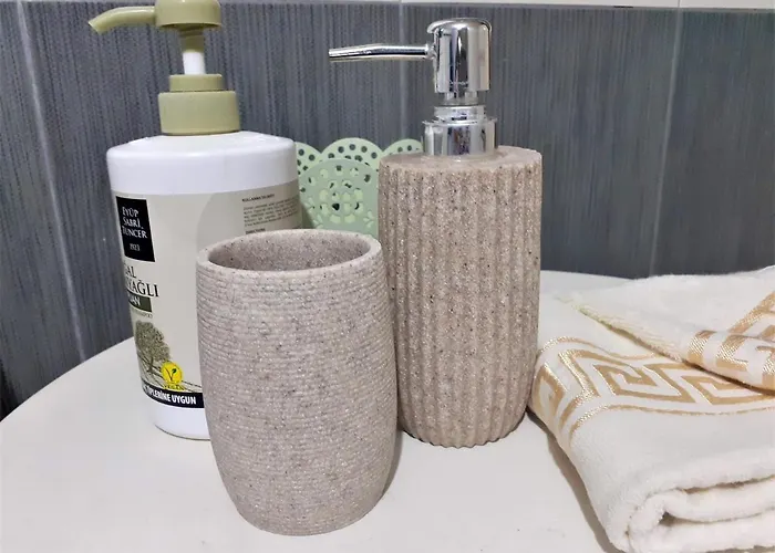 Mihaela Retreat Guest house *